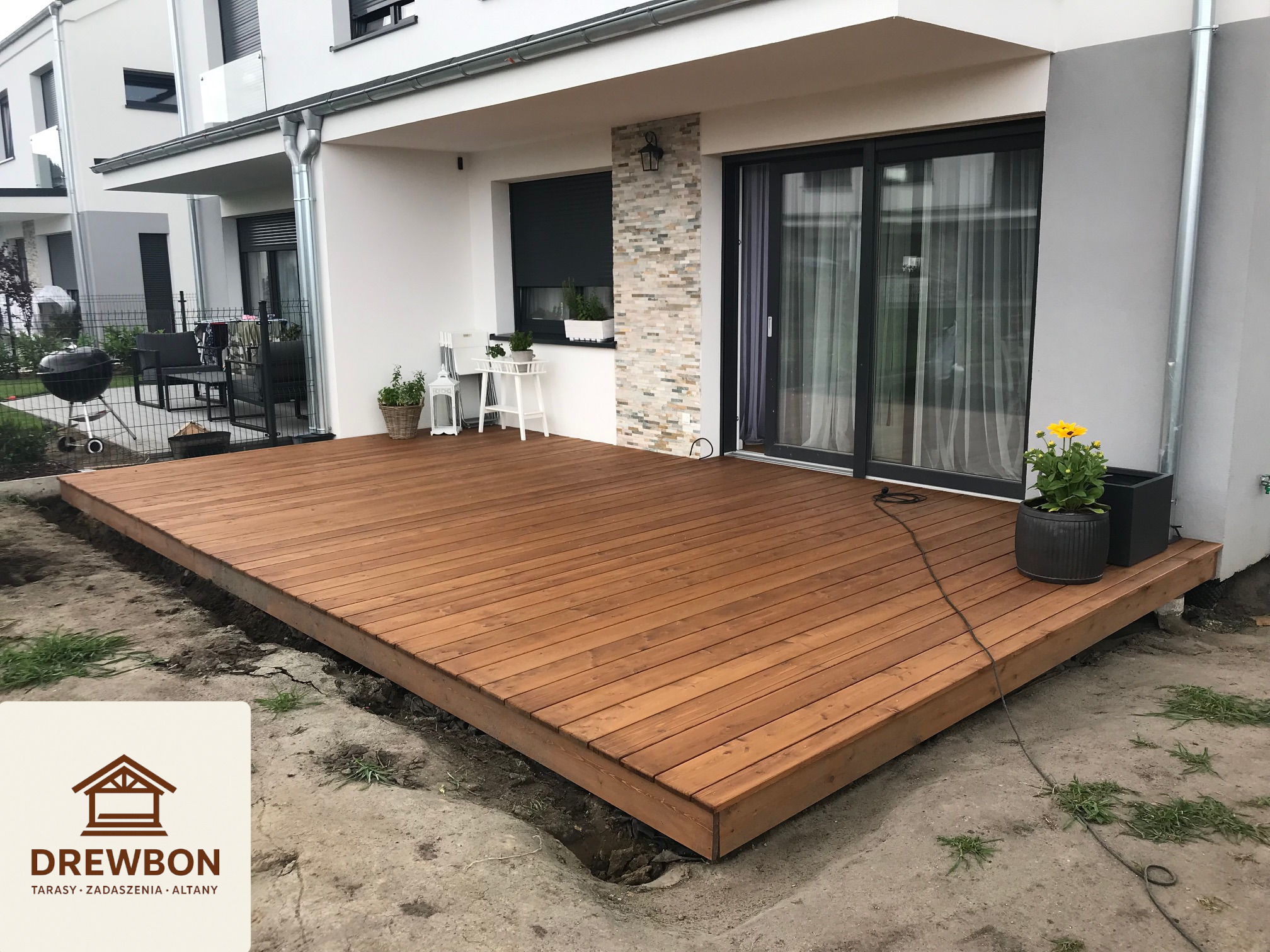 taras w trakcie renowacji Sawrzędz